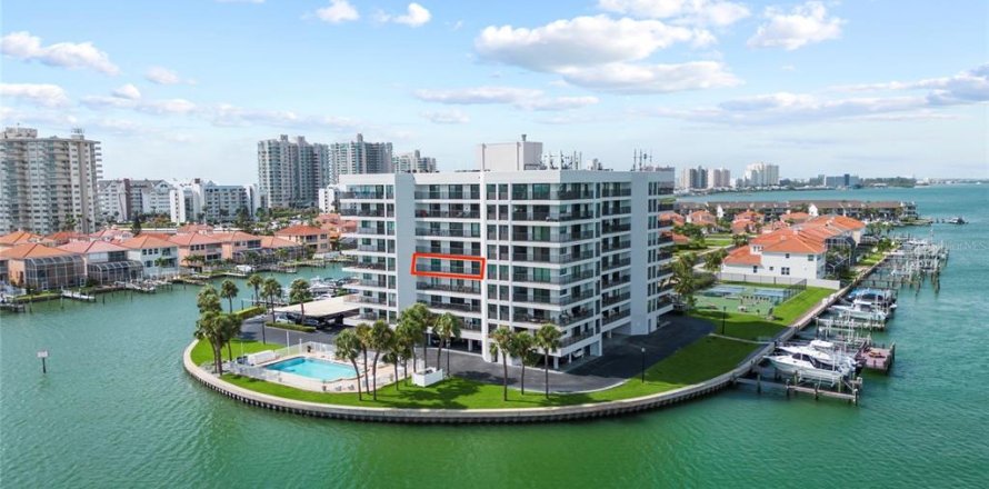 Condominio en Clearwater, Florida, 2 dormitorios  № 1837727