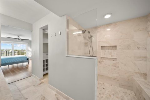 Condominio en venta en Clearwater, Florida, 2 dormitorios, 102.19 m2 № 1837727 - foto 18