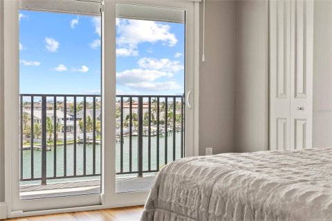 Condominio en venta en Clearwater, Florida, 2 dormitorios, 102.19 m2 № 1837727 - foto 22