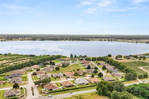 House in Eagle Lake, Florida 4 bedrooms, 184.5 sq.m. № 2406365 - photo 21