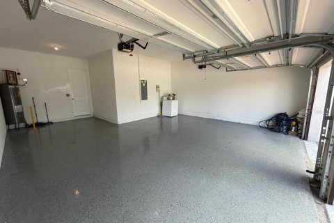 House in Windermere, Florida 3 bedrooms, 231.98 sq.m. № 2225024 - photo 5