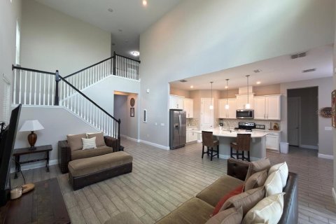 House in Windermere, Florida 3 bedrooms, 231.98 sq.m. № 2225024 - photo 12