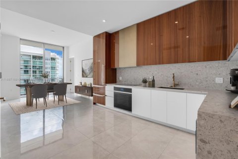 Condominio en venta en Miami, Florida, 2 dormitorios, 97.08 m2 № 2088581 - foto 9