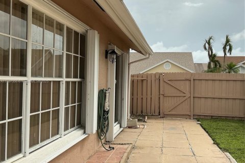 Casa en venta en Jupiter, Florida, 3 dormitorios, 132.94 m2 № 1941531 - foto 20