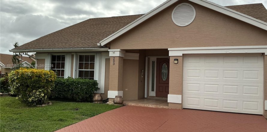 Casa en Jupiter, Florida 3 dormitorios, 132.94 m2 № 1941531