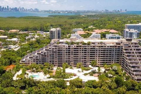 Condo in Key Biscayne, Florida, 2 bedrooms  № 1922456 - photo 4