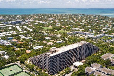 Condo in Key Biscayne, Florida, 2 bedrooms  № 1922456 - photo 2