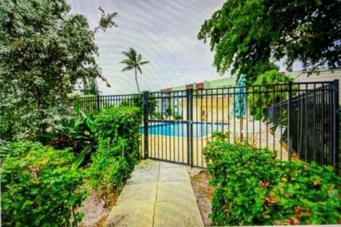 Adosado en venta en West Palm Beach, Florida, 3 dormitorios, 146.04 m2 № 2181441 - foto 11