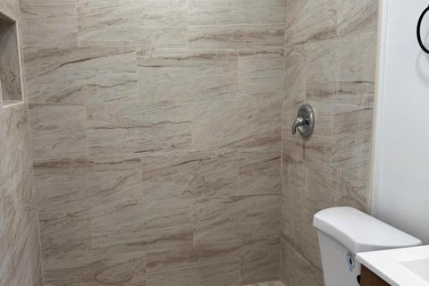 Villa ou maison à vendre à North Lauderdale, Floride: 3 chambres, 92.9 m2 № 2366118 - photo 12