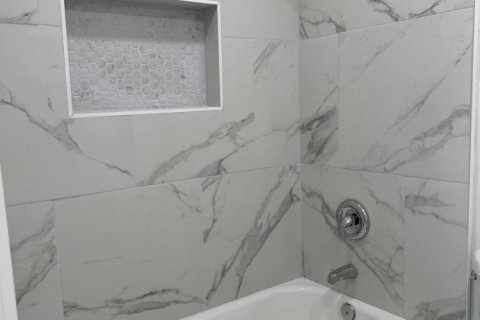 Villa ou maison à vendre à North Lauderdale, Floride: 3 chambres, 92.9 m2 № 2366118 - photo 22