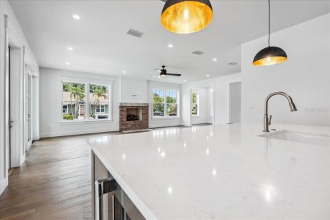 Casa en venta en Saint Petersburg, Florida, 4 dormitorios, 268.21 m2 № 1751415 - foto 26