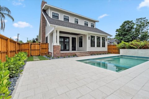 Casa en venta en Saint Petersburg, Florida, 4 dormitorios, 268.21 m2 № 1751415 - foto 7