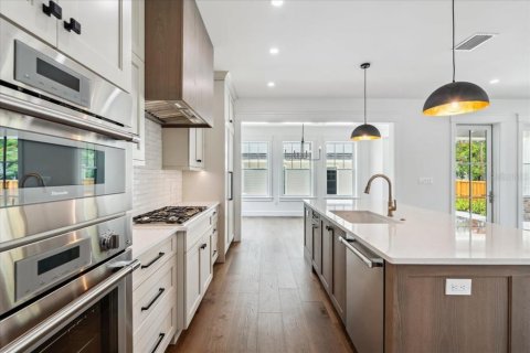 Casa en venta en Saint Petersburg, Florida, 4 dormitorios, 268.21 m2 № 1751415 - foto 20