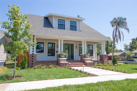 Casa en venta en Saint Petersburg, Florida, 4 dormitorios, 268.21 m2 № 1751415 - foto 9