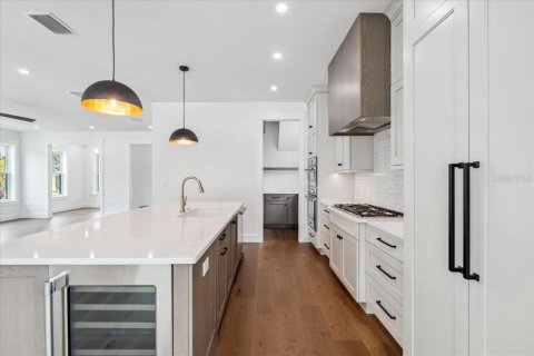 Casa en venta en Saint Petersburg, Florida, 4 dormitorios, 268.21 m2 № 1751415 - foto 24