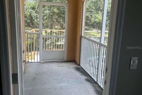 Condo in Orlando, Florida, 3 bedrooms  № 1718845 - photo 8