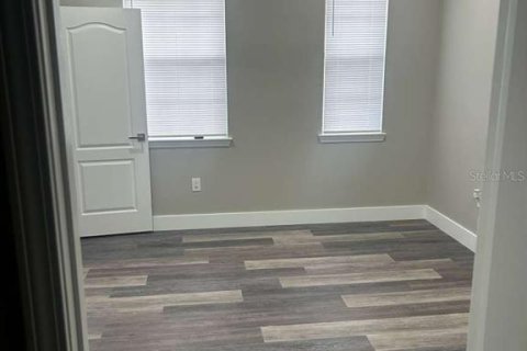 Condo in Orlando, Florida, 3 bedrooms  № 1718845 - photo 12