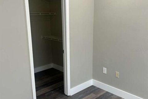 Condo in Orlando, Florida, 3 bedrooms  № 1718845 - photo 21