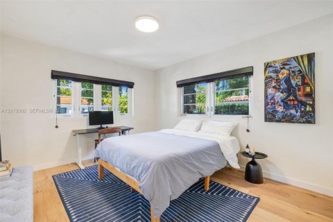 Casa en venta en Miami, Florida, 2 dormitorios, 97.83 m2 № 2078094 - foto 11