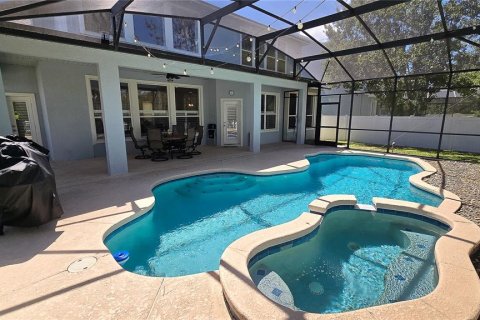 House in Orlando, Florida 4 bedrooms, 342.25 sq.m. № 2429142 - photo 25