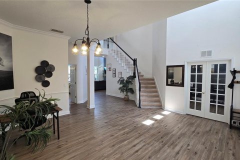 House in Orlando, Florida 4 bedrooms, 342.25 sq.m. № 2429142 - photo 4