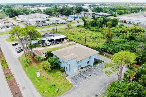 Immobilier commercial à vendre à Sarasota, Floride: 479.65 m2 № 2424069 - photo 12