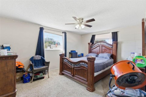 Villa ou maison à vendre à New Port Richey, Floride: 3 chambres, 127.09 m2 № 2108699 - photo 28