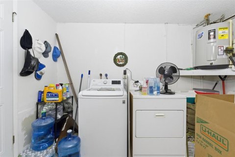 Villa ou maison à vendre à New Port Richey, Floride: 3 chambres, 127.09 m2 № 2108699 - photo 27