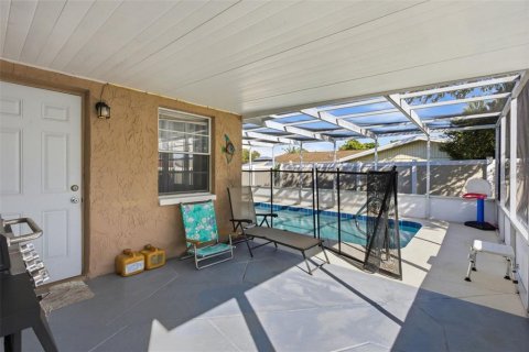 Villa ou maison à vendre à New Port Richey, Floride: 3 chambres, 127.09 m2 № 2108699 - photo 11