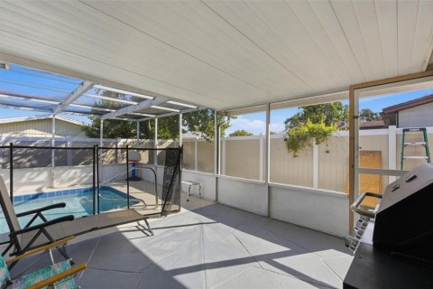 Villa ou maison à vendre à New Port Richey, Floride: 3 chambres, 127.09 m2 № 2108699 - photo 12