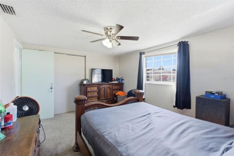 Villa ou maison à vendre à New Port Richey, Floride: 3 chambres, 127.09 m2 № 2108699 - photo 29