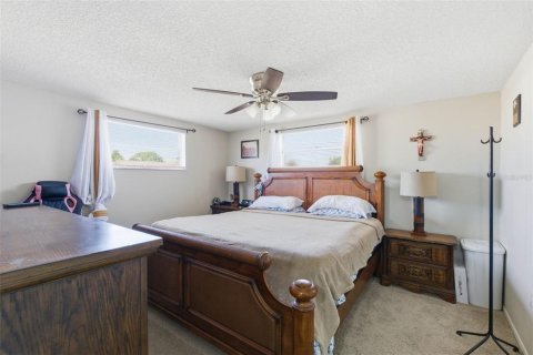 Villa ou maison à vendre à New Port Richey, Floride: 3 chambres, 127.09 m2 № 2108699 - photo 30