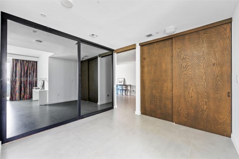 Copropriété à louer à Miami, Floride: 3 chambres, 245.91 m2 № 1976862 - photo 21