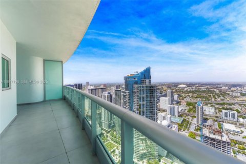 Copropriété à louer à Miami, Floride: 3 chambres, 245.91 m2 № 1976862 - photo 29