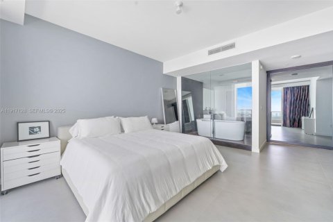 Copropriété à louer à Miami, Floride: 3 chambres, 245.91 m2 № 1976862 - photo 14