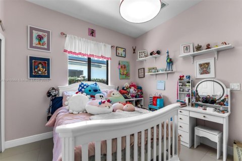 Villa ou maison à vendre à Miami, Floride: 4 chambres, 224.82 m2 № 1966380 - photo 28