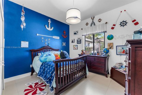Villa ou maison à vendre à Miami, Floride: 4 chambres, 224.82 m2 № 1966380 - photo 25