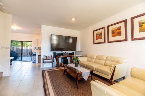 Adosado en venta en Homestead, Florida, 3 dormitorios, 133.97 m2 № 2004452 - foto 6