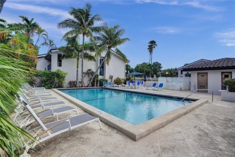 Adosado en venta en North Miami Beach, Florida, 3 dormitorios, 147.71 m2 № 2029803 - foto 17