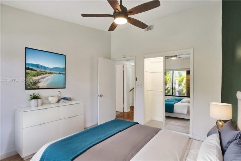 Adosado en venta en North Miami Beach, Florida, 3 dormitorios, 147.71 m2 № 2029803 - foto 16