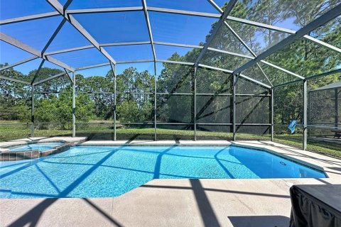 House in Davenport, Florida 6 bedrooms, 248.14 sq.m. № 2202314 - photo 24