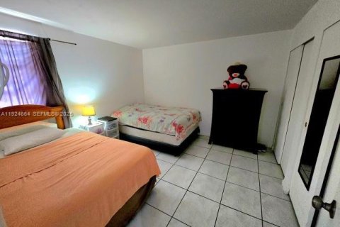 Купить кондоминиум в Майами, Флорида 2 спальни, 88.63м2, № 1982978 - фото 8