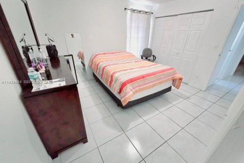 Купить кондоминиум в Майами, Флорида 2 спальни, 88.63м2, № 1982978 - фото 3