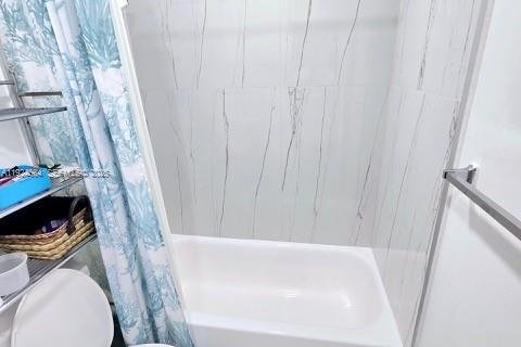 Купить кондоминиум в Майами, Флорида 2 спальни, 88.63м2, № 1982978 - фото 2