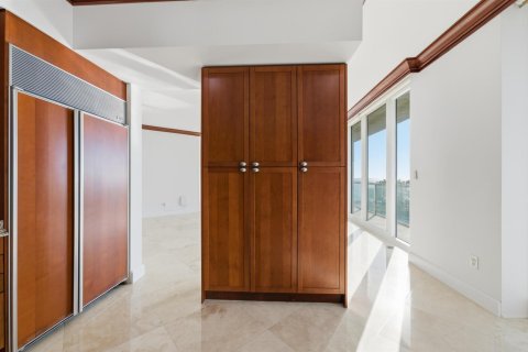 Condominio en venta en Hillsboro Beach, Florida, 2 dormitorios, 195.84 m2 № 2187194 - foto 22