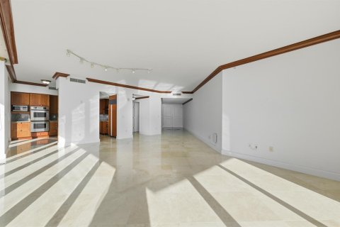 Condominio en venta en Hillsboro Beach, Florida, 2 dormitorios, 195.84 m2 № 2187194 - foto 7