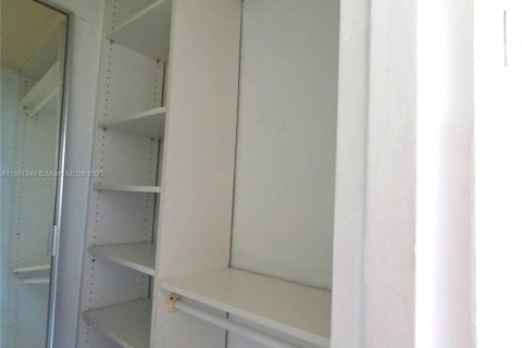 Copropriété à vendre à Miami Beach, Floride: 1 chambre, 69.68 m2 № 2059768 - photo 22