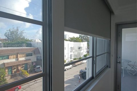 Copropriété à vendre à Miami Beach, Floride: 1 chambre, 69.68 m2 № 2059768 - photo 8