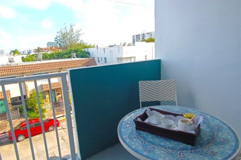 Copropriété à vendre à Miami Beach, Floride: 1 chambre, 69.68 m2 № 2059768 - photo 2