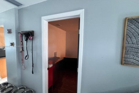 House in Sunrise, Florida 3 bedrooms, 143.81 sq.m. № 1937109 - photo 26